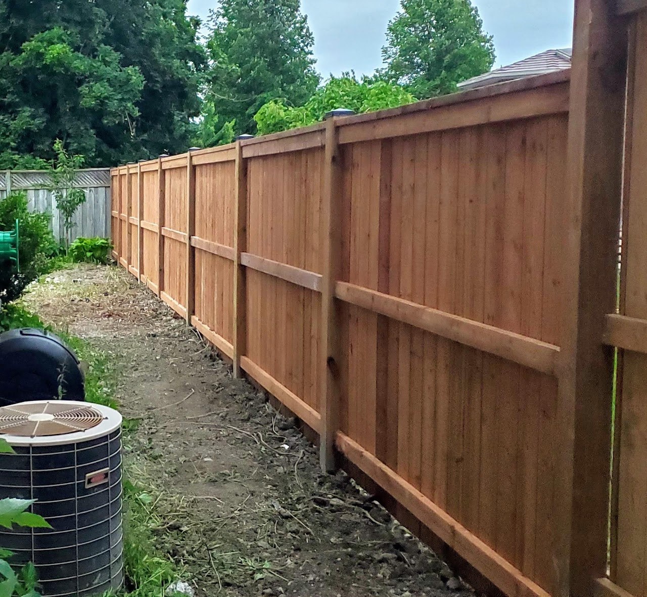 Vertical privacy installed in Ontario — reference photograph